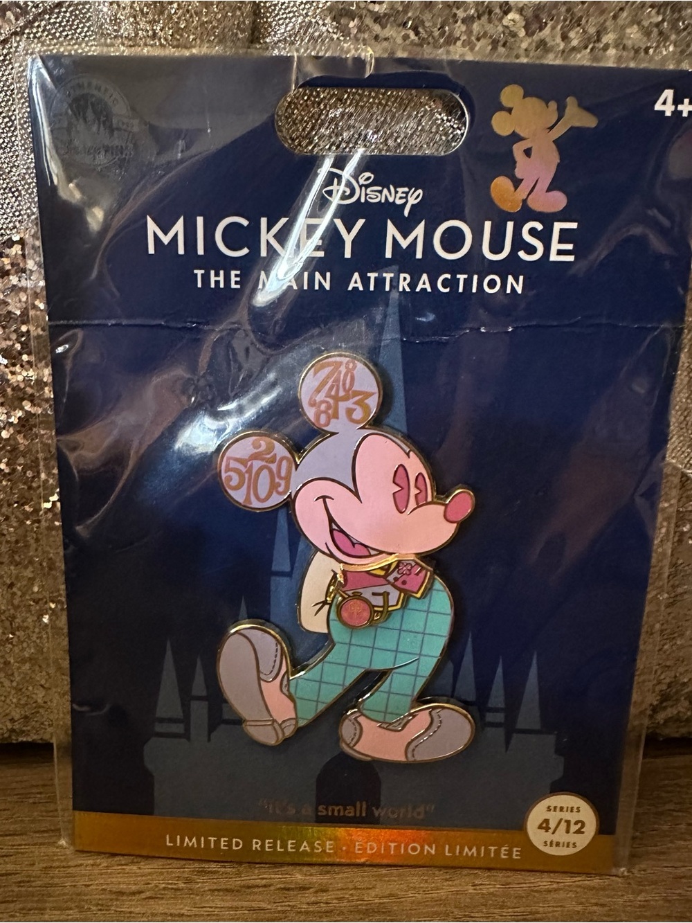 Disney Mickey Mouse pin "It's a small world"